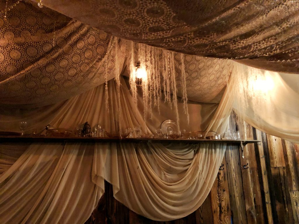 Lace and Silk Room at Antietam, Detroit, Michigan